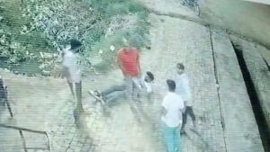 गोरखपुर में शराब के उधार को लेकर हुए विवाद के बीच युवक की गोली मारकर हत्या